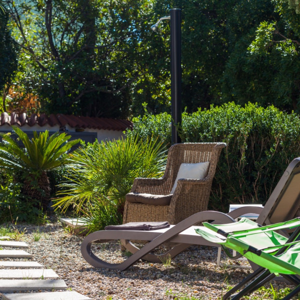 Apartments Villa Dada Makarska, Apartmani Villa Dada Makarska s jacuzzijem i bazenom Makarska