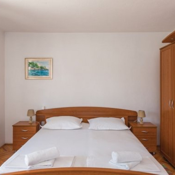 Sobe, Apartments Villa Dada Makarska, Apartmani Villa Dada Makarska s jacuzzijem i bazenom Makarska